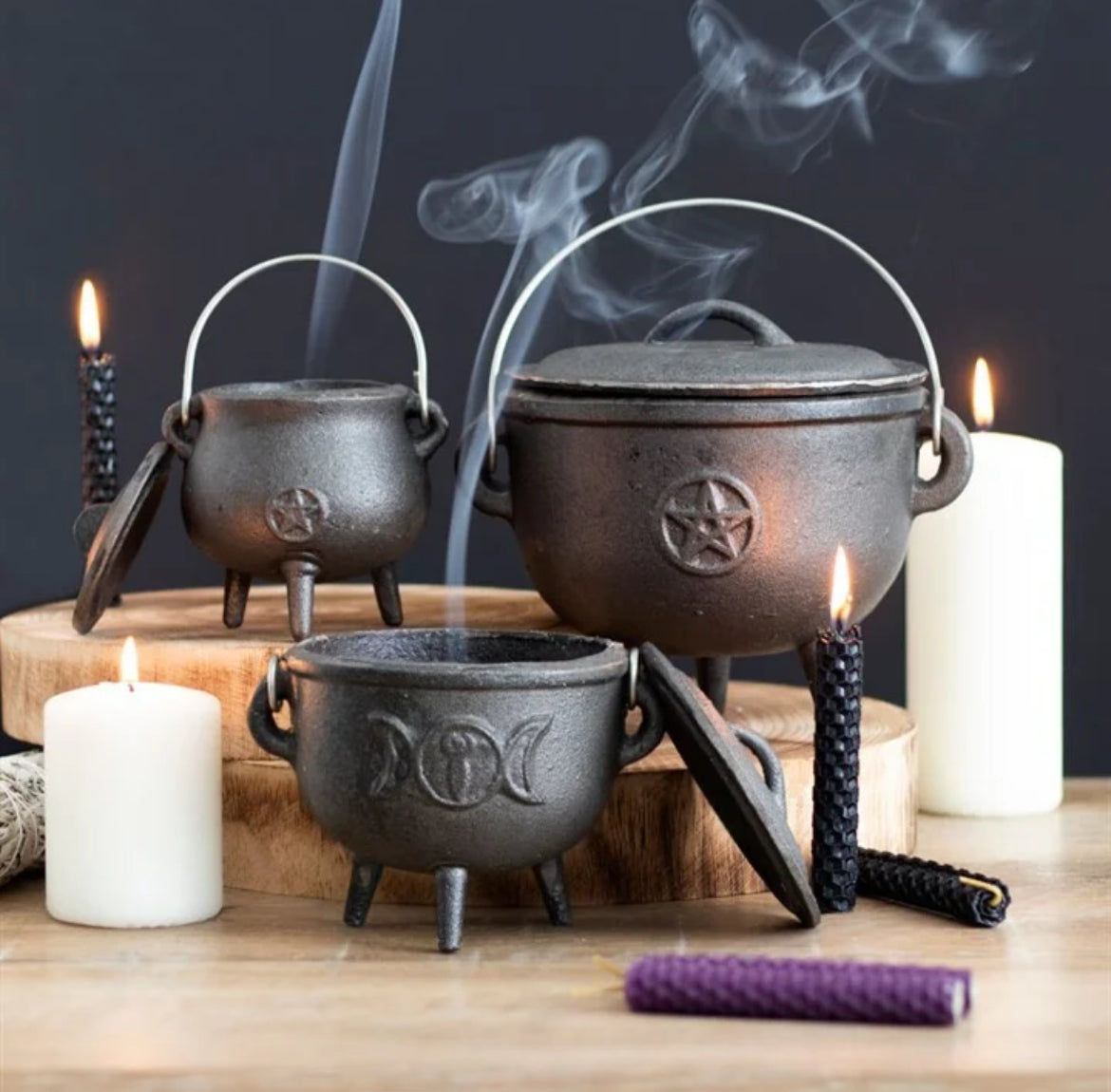 11cm Cast Iron Cauldron with Pentagram