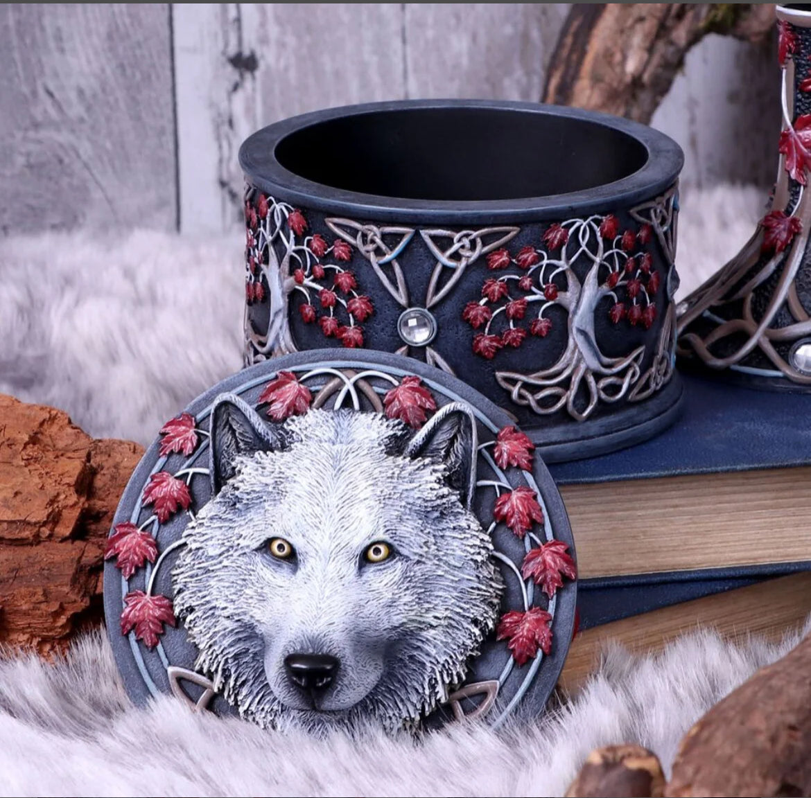 Guardian of the Fall box 11cm