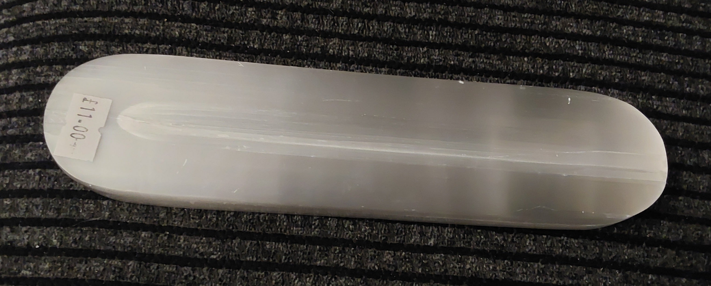 Selenite Charging Plate