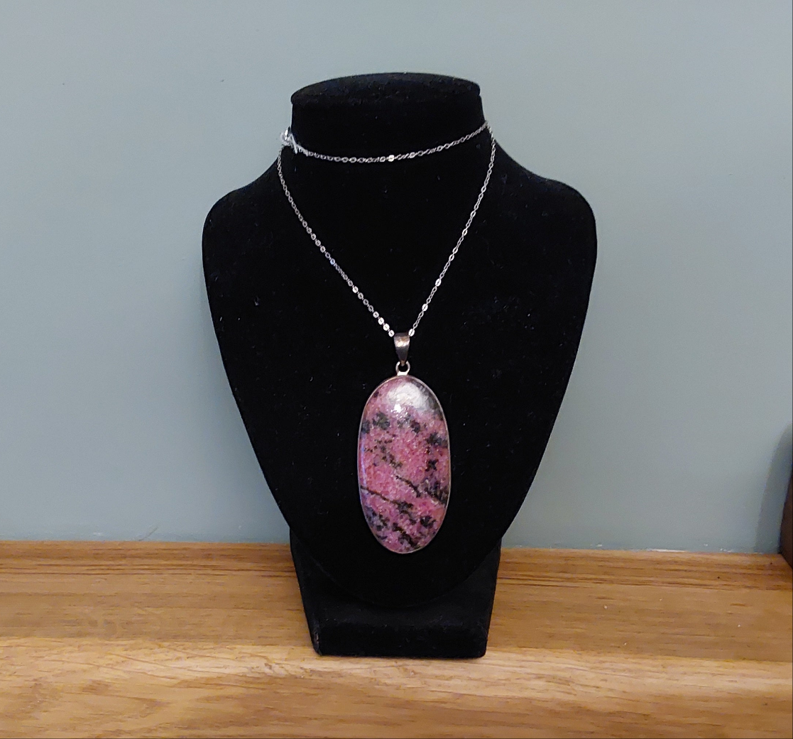Necklace - Rhodonite in silver
