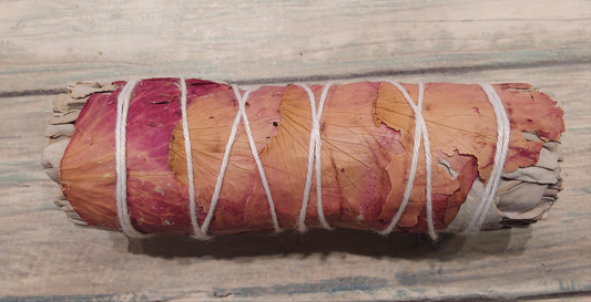 California Rose Petals and White Sage 10cm
