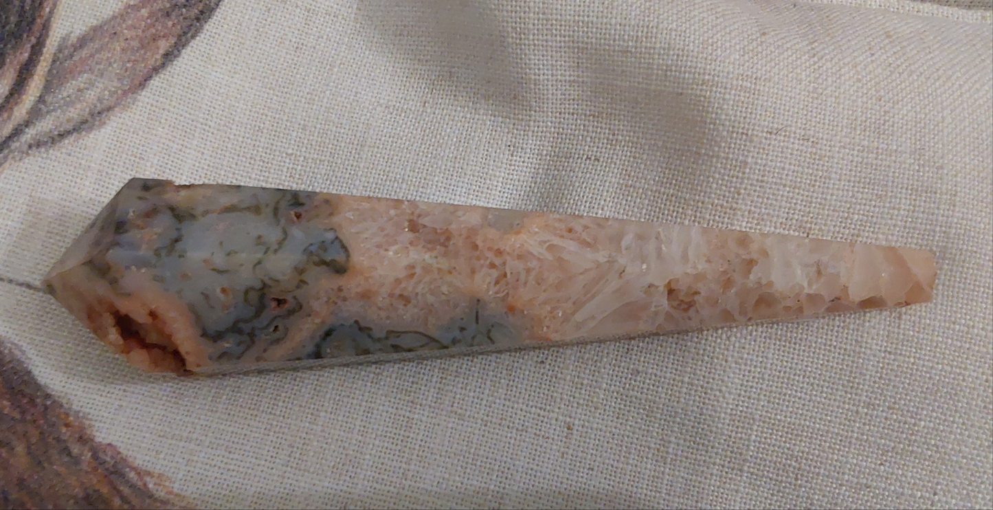 Pink Amethyst and Moss Agate 18cm
