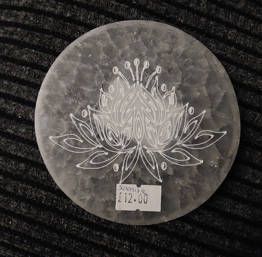 Selenite Lotus Flower Plate