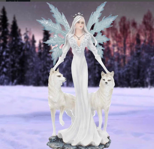 Aura (large) figurine