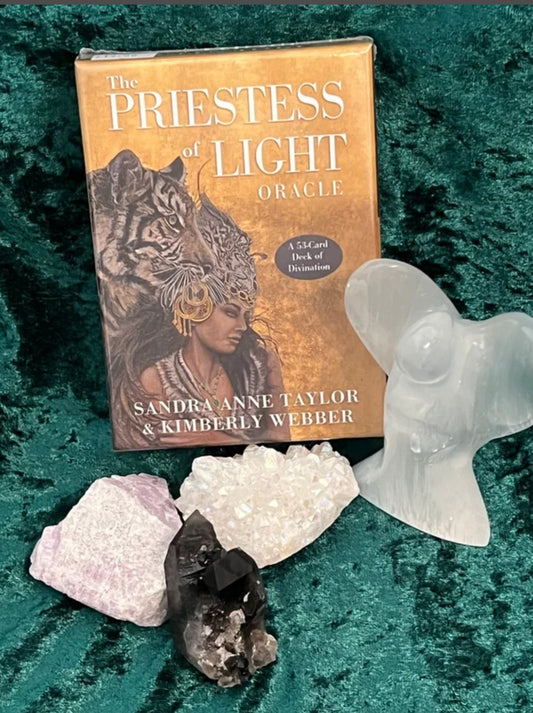 Priestess of Light Oracle, The - Sandra Anne Taylor