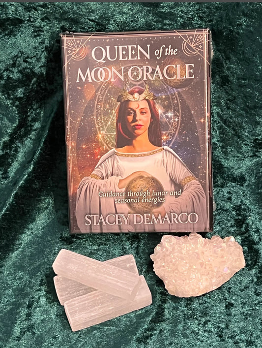 Queen of the Moon Oracle