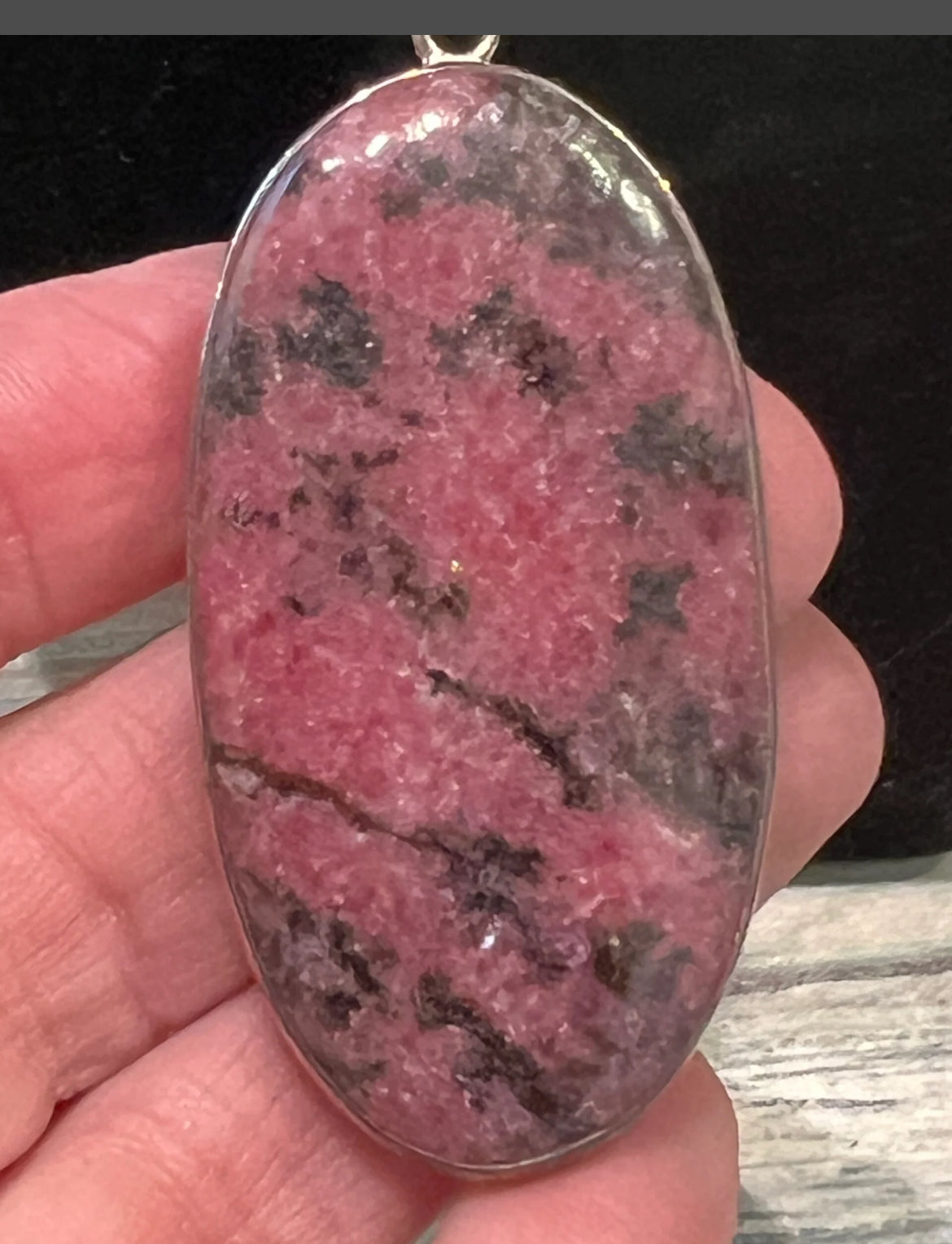 Rhodonite pendant silver on a silver chain