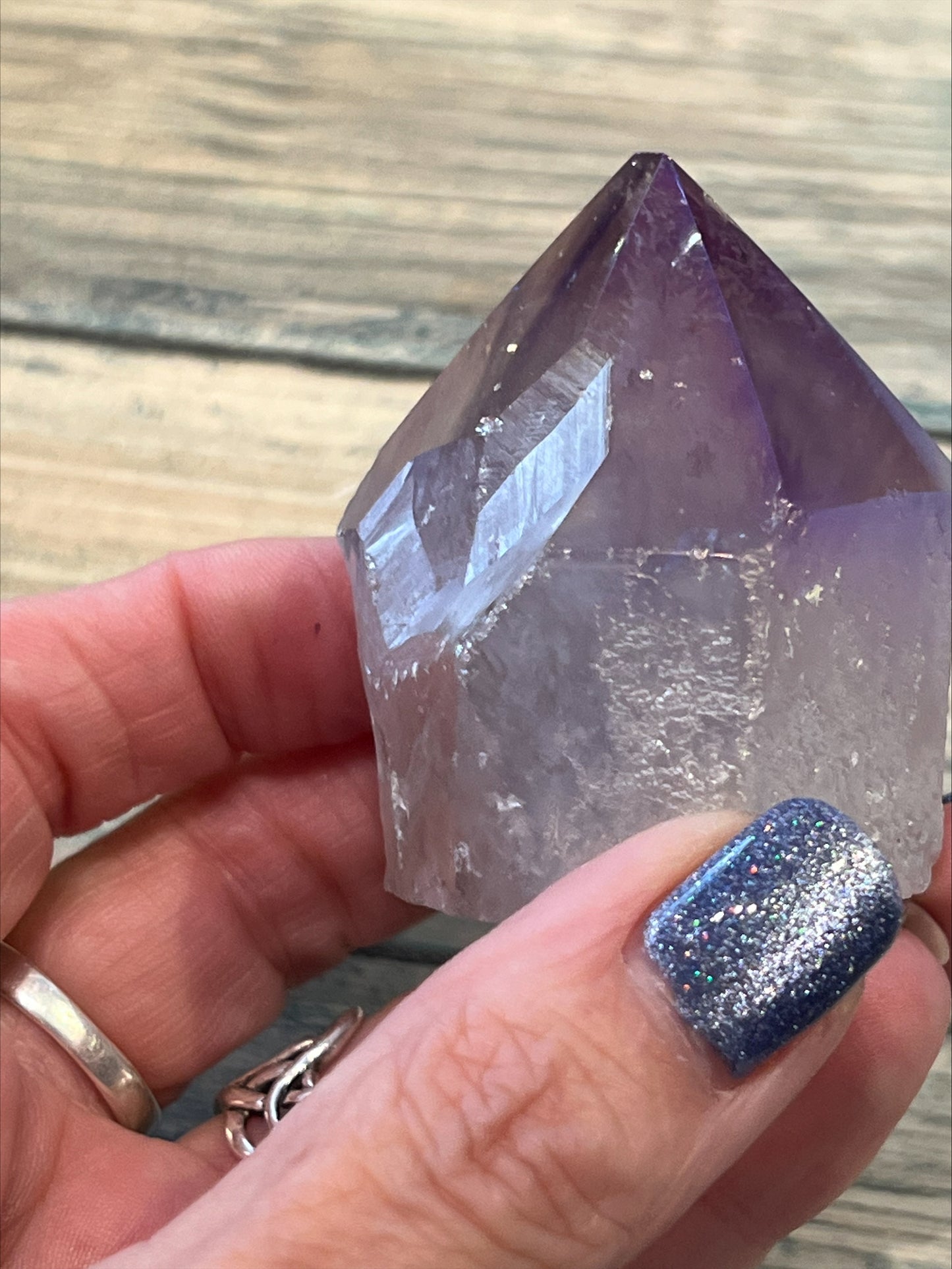 Generator - Amethyst Aura