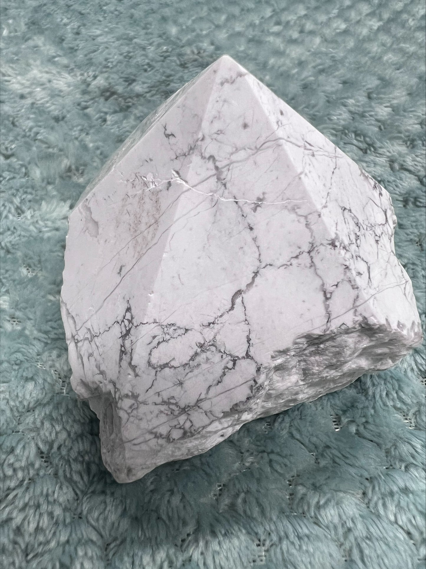 White Howlite Cut Base Point