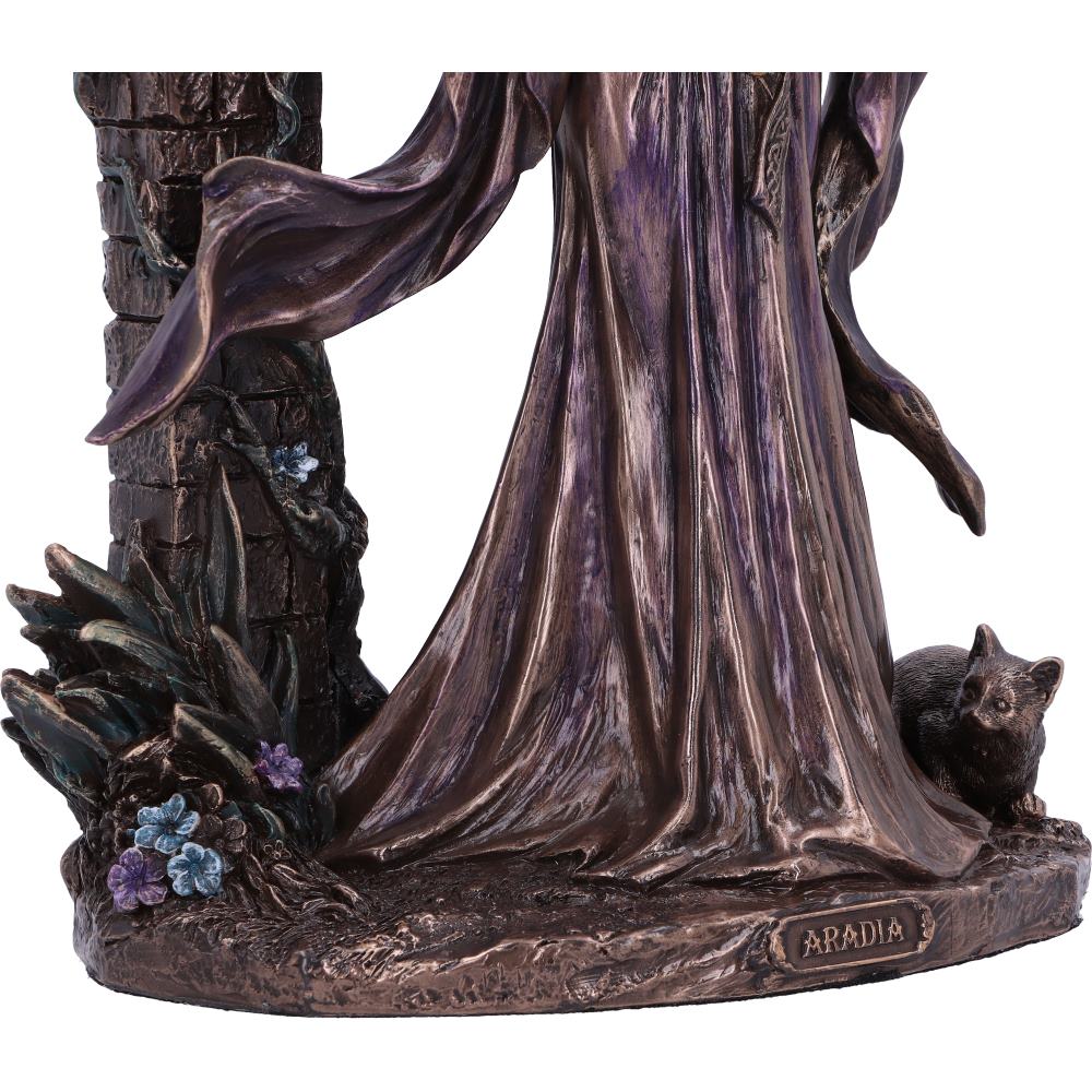 Aradia - The Wiccan Queen of Witches 25cm