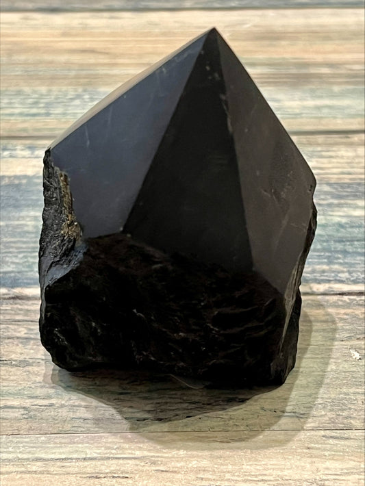 Shungite Cut Base Point
