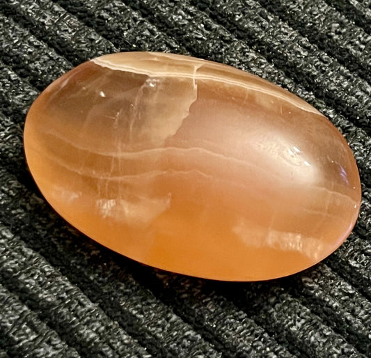 Palmstone - Honey Calcite