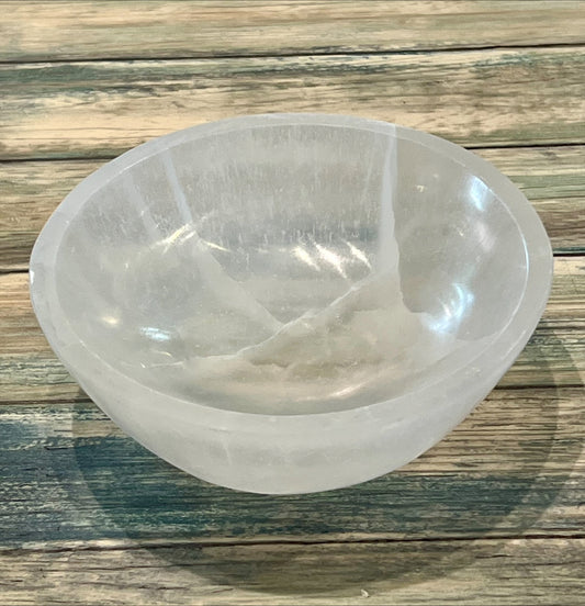Selenite Bowl 14cm (crystals not include)