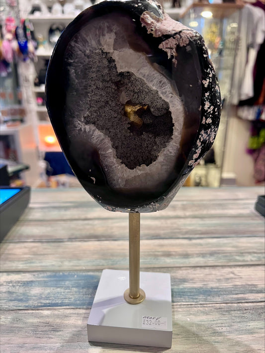 Agate on a stand