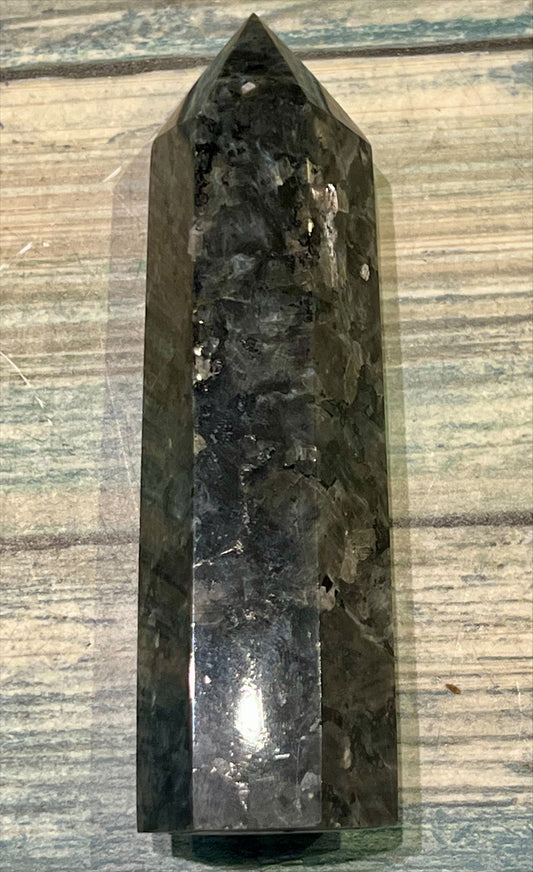 Tower - Larkivite