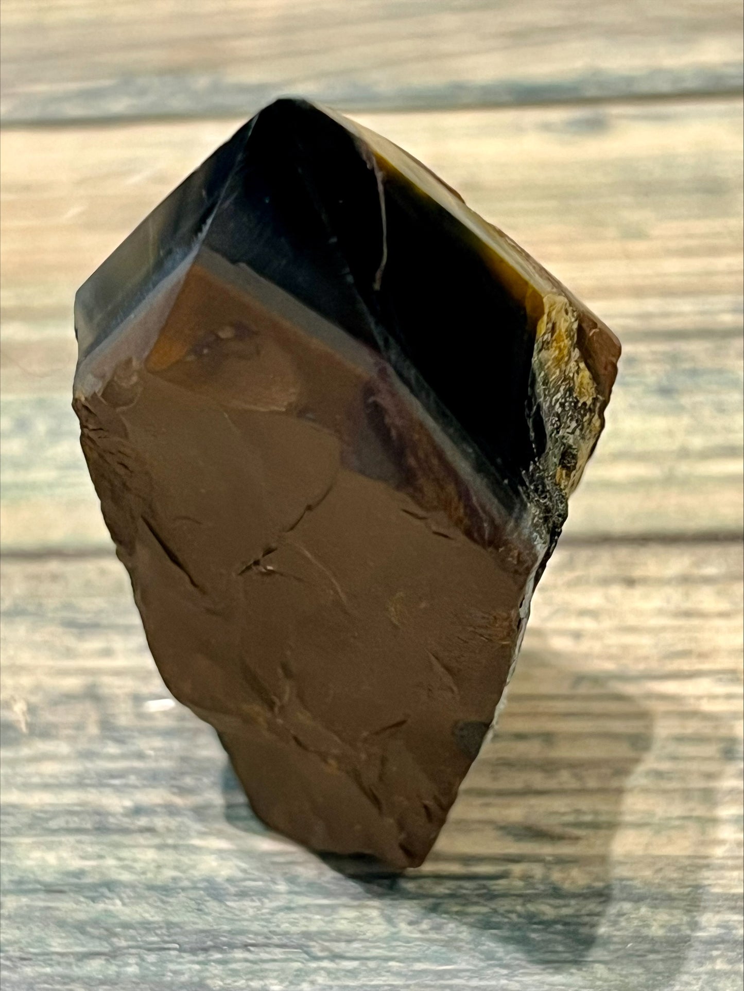 Blue Tiger Eye Cut Base Point