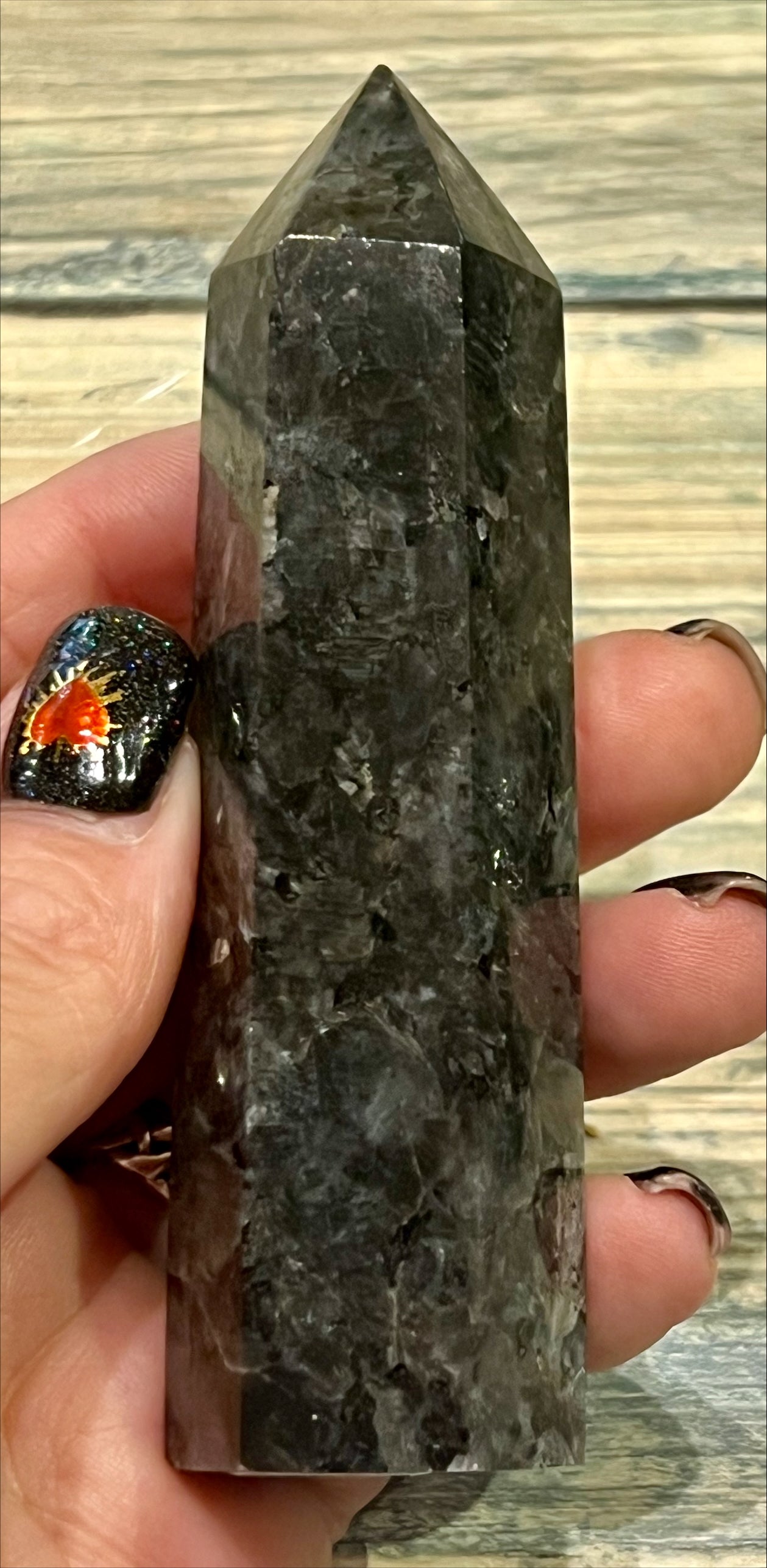 Tower - Larkivite