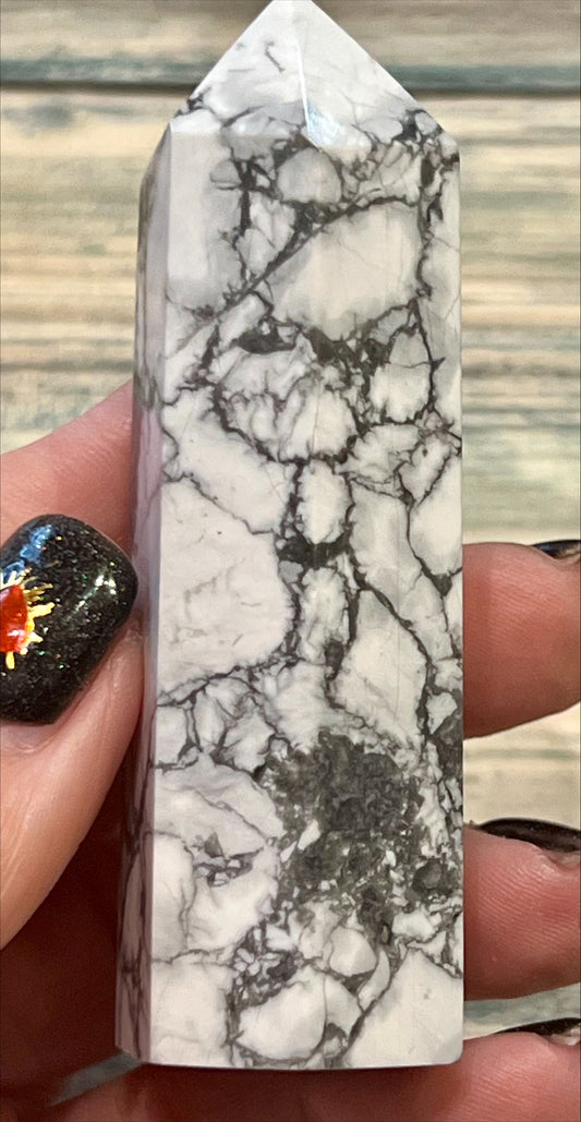 Tower - White Howlite