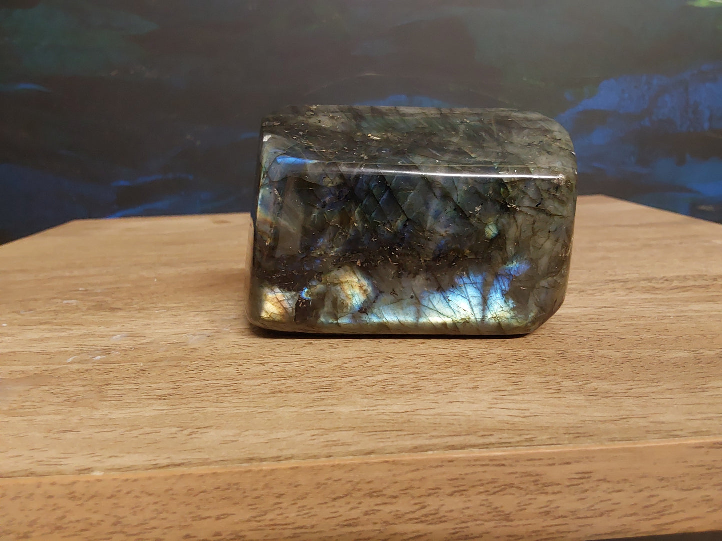 Labradorite Boulder 9cm by 6cm by 4 m