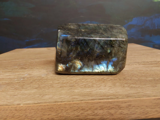Labradorite Boulder 9cm by 6cm by 4 m