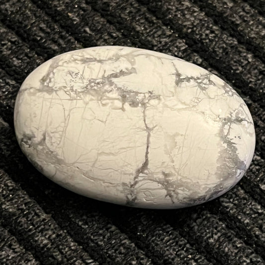 Palmstone - Howlite
