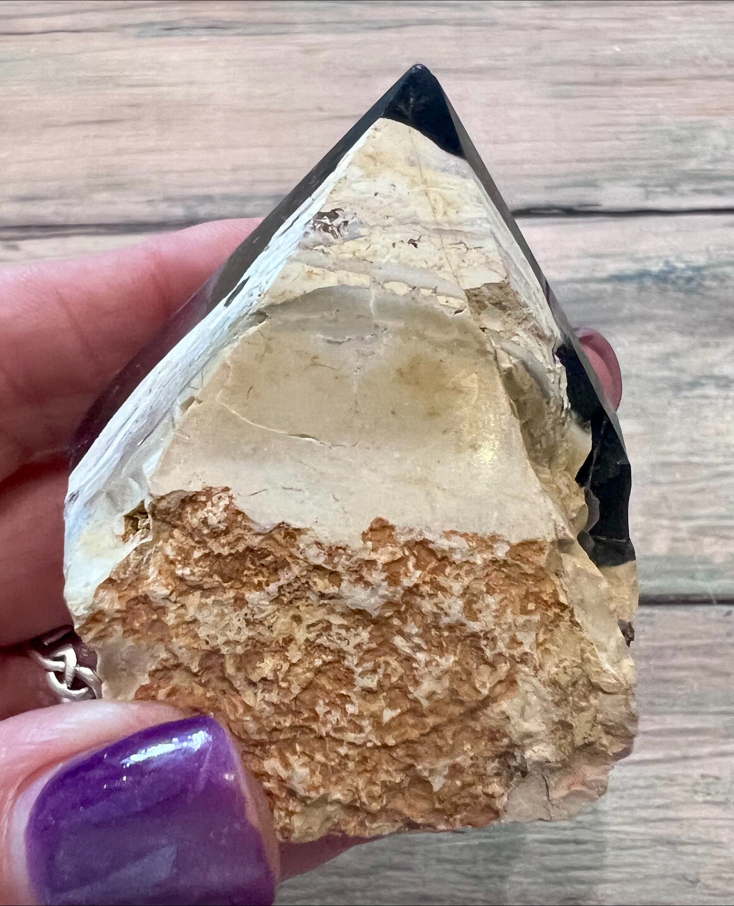 Black Onyx Cut Base Point