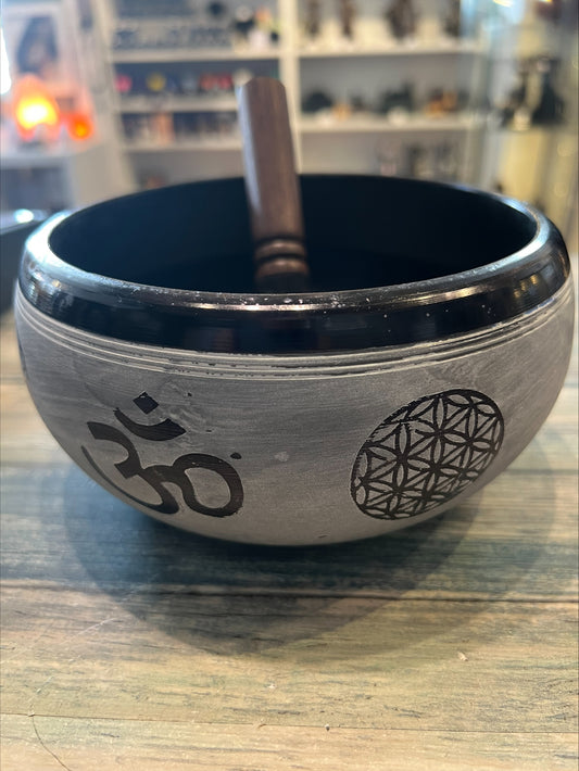 Earth Power Singing Bowl - Om Five Buddha